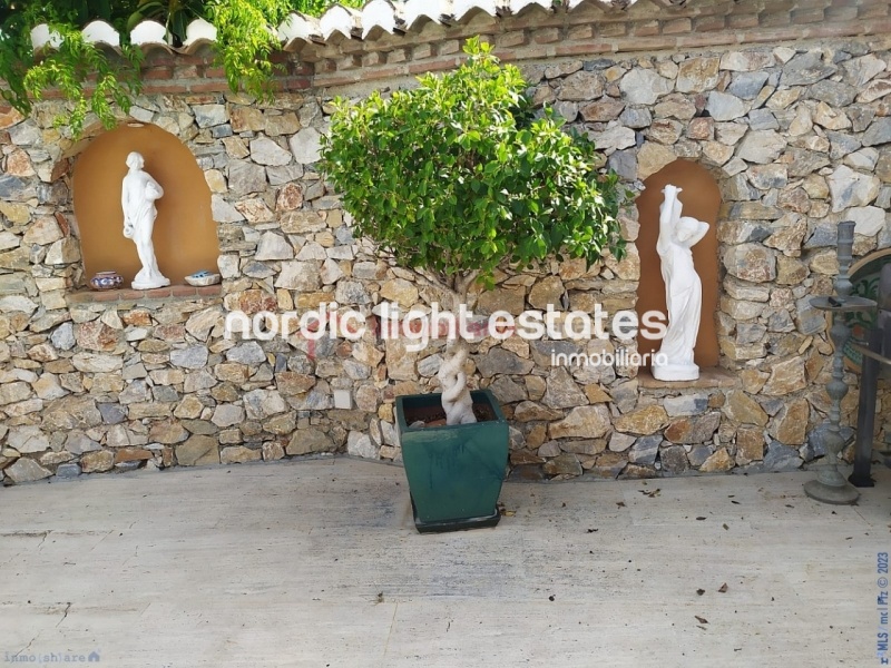 Preciosa villa con vistas impresionantes al mar