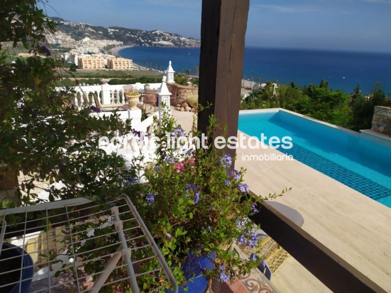 Propiedades similares Villa en La Herradura con vistas panorámicas al mar
