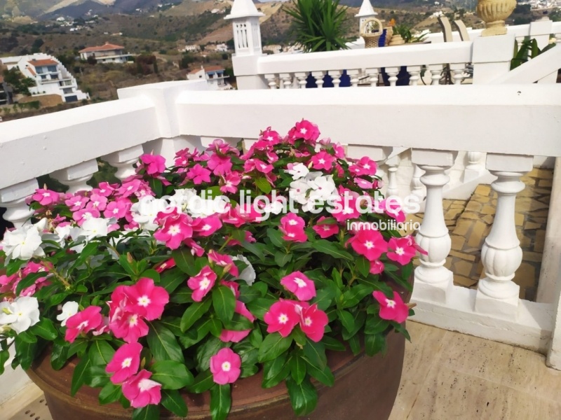 Propiedades similares Villa en La Herradura con vistas panorámicas al mar