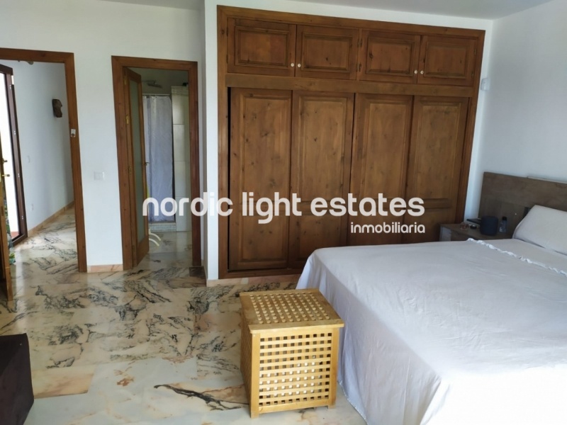 Propiedades similares Villa en La Herradura con vistas panorámicas al mar
