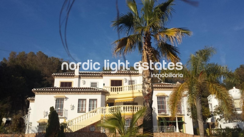 Propiedades similares Impresionante villa de 435m2 habitables en una parcela de 3.600m2