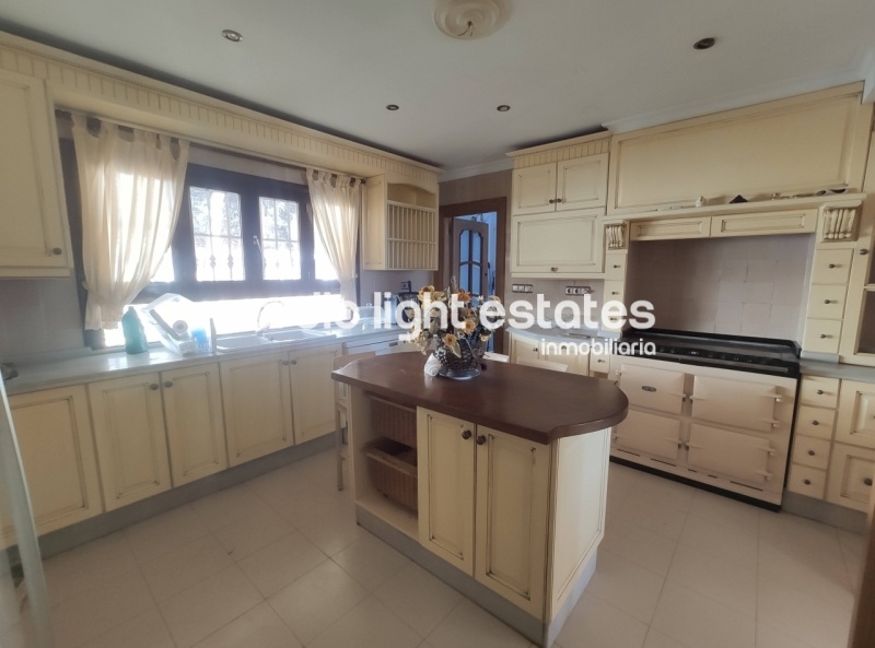 Propiedades similares Impresionante villa de 435m2 habitables en una parcela de 3.600m2