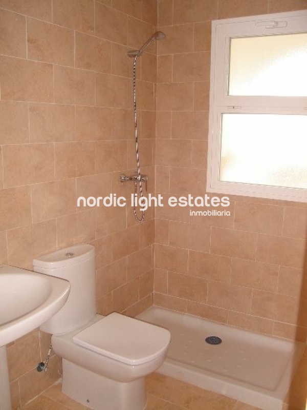Top floor apartment located in the Baviera Golf urbanization, Caleta de Vélez