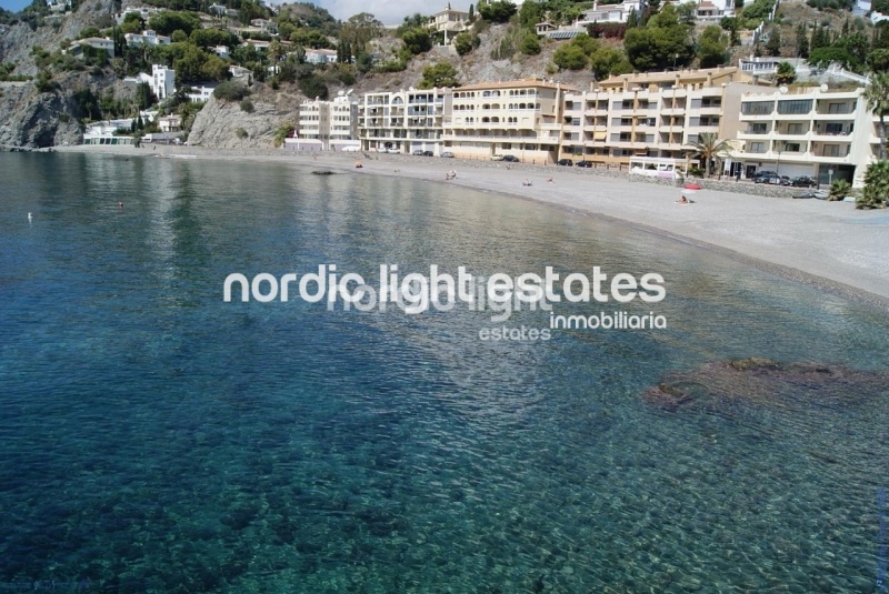 Similar properties Spectacular beach front apartment 