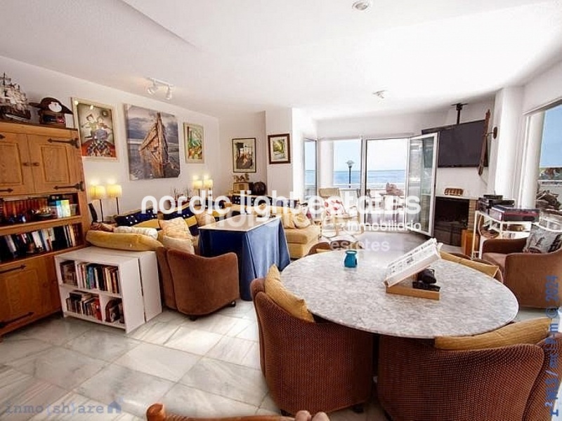 Similar properties Spectacular beach front apartment 