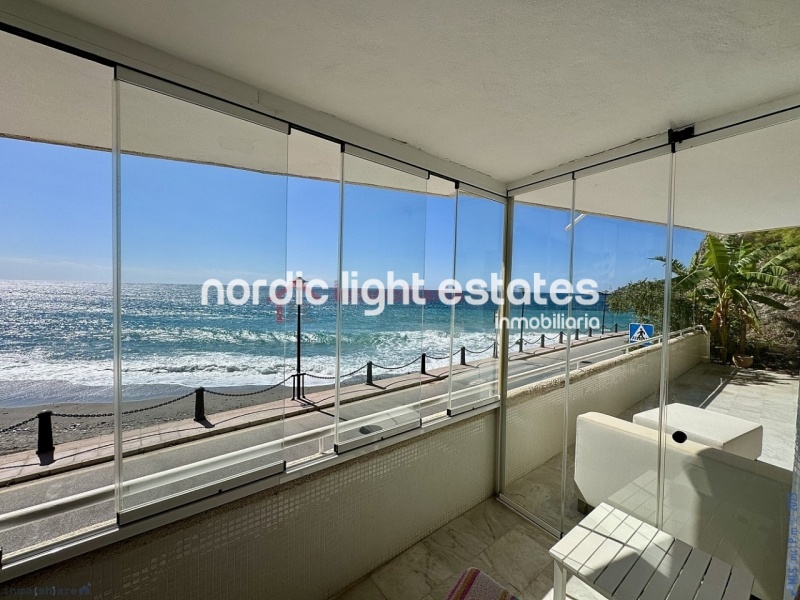 Similar properties Spectacular beach front apartment 