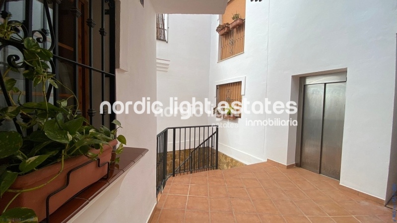 Propiedades similares Espaciosa casa adosada en Frigiliana con 2 salones y 2 cocinas