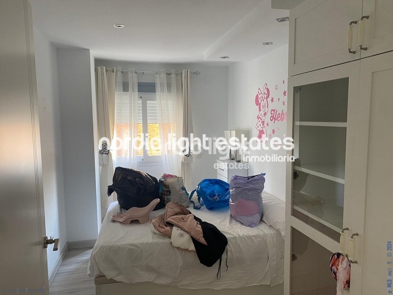 Apartamento con 2 dormitorios (antes 4) en Torre del Mar