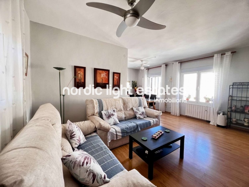 Moderno apartamento en Chaparil