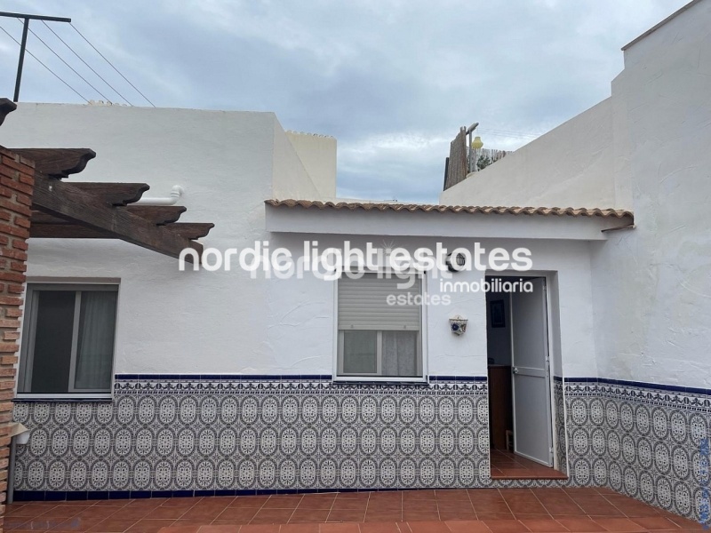 Encantadora casa de dos plantas en Maro (Nerja)