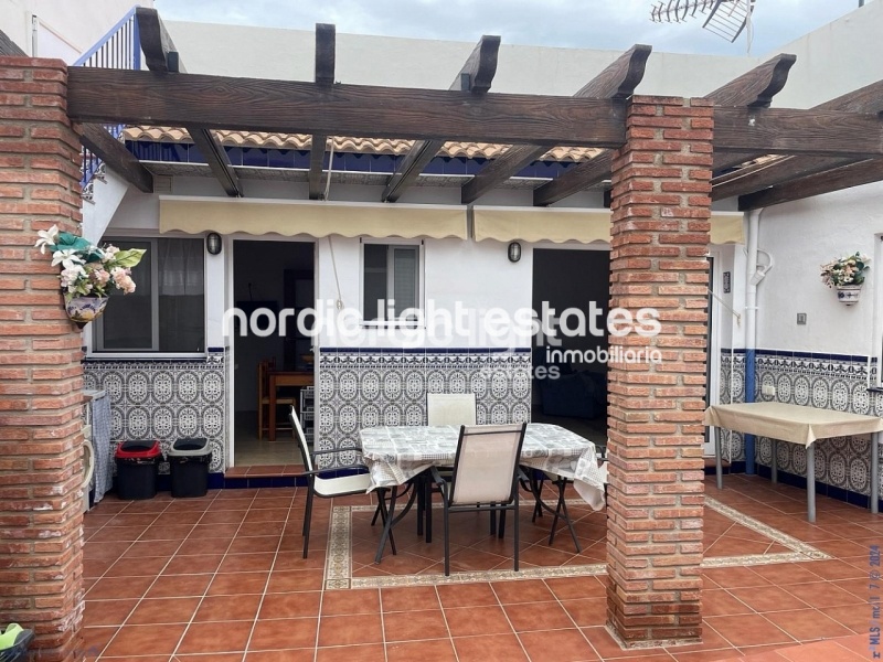Encantadora casa de dos plantas en Maro (Nerja)