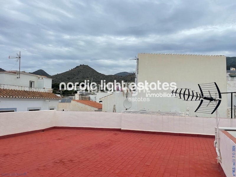 Encantadora casa de dos plantas en Maro (Nerja)