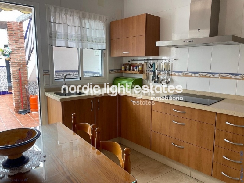 Propiedades similares Encantadora casa de dos plantas en Maro (Nerja)