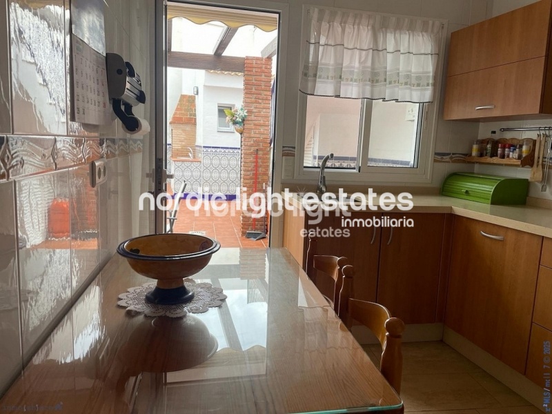 Propiedades similares Encantadora casa de dos plantas en Maro (Nerja)