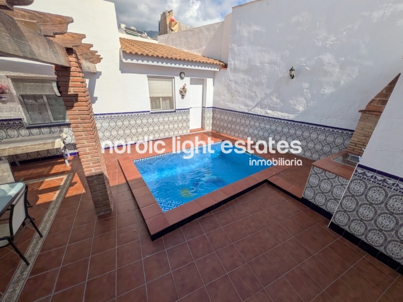 Propiedades similares Encantadora casa de dos plantas en Maro (Nerja)