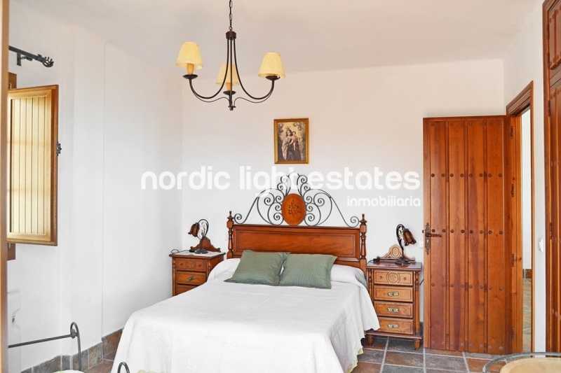 Propiedades similares Exquisita villa 7 dormitorios, 5 baños en Frigiliana