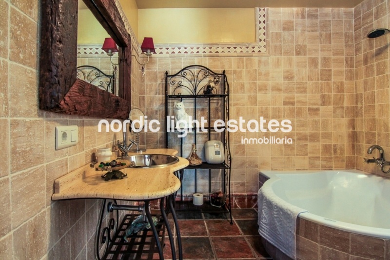 Propiedades similares Exquisita villa 7 dormitorios, 5 baños en Frigiliana