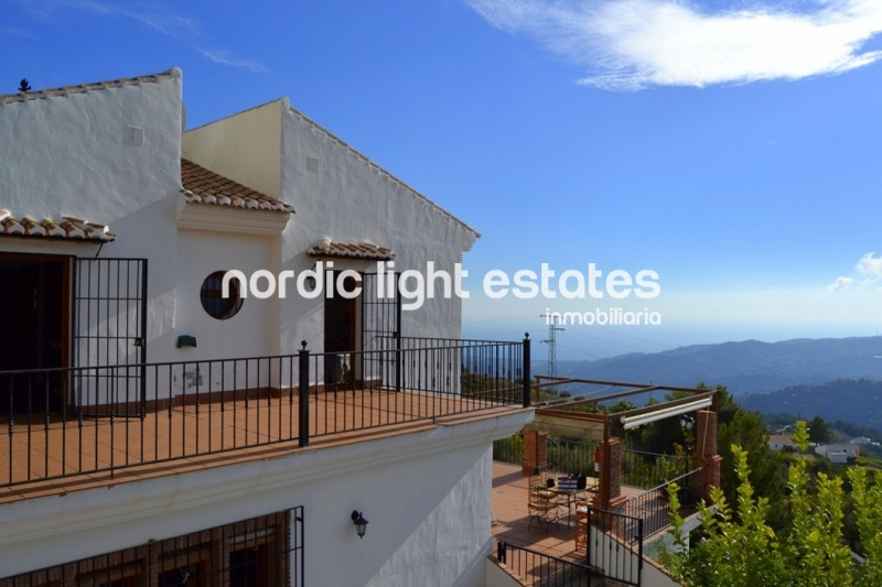 Propiedades similares Exquisita villa 7 dormitorios, 5 baños en Frigiliana