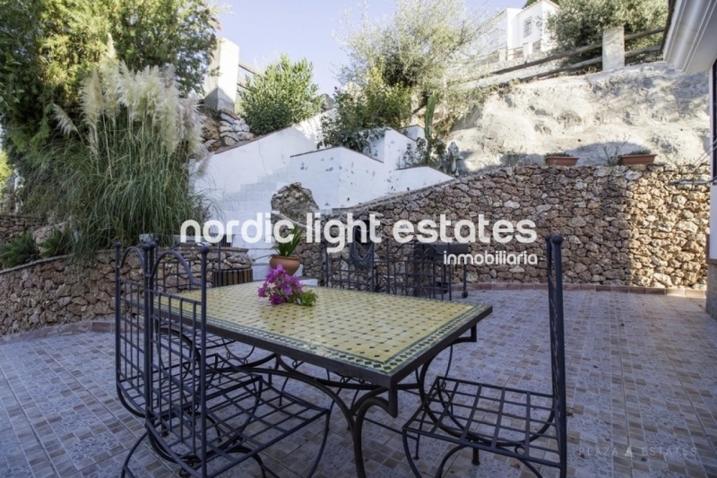 Propiedades similares Exquisita villa 7 dormitorios, 5 baños en Frigiliana