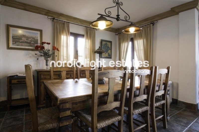 Propiedades similares Exquisita villa 7 dormitorios, 5 baños en Frigiliana