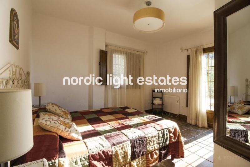 Propiedades similares Exquisita villa 7 dormitorios, 5 baños en Frigiliana