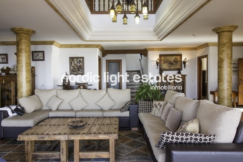Propiedades similares Exquisita villa 7 dormitorios, 5 baños en Frigiliana
