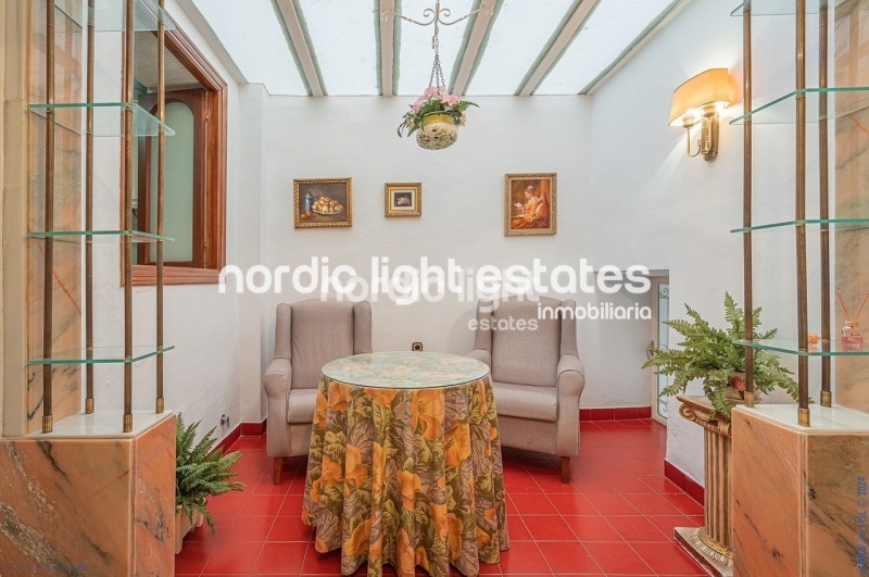 Exclusivo piso ultima planta en el corazón de Torrox Pueblo