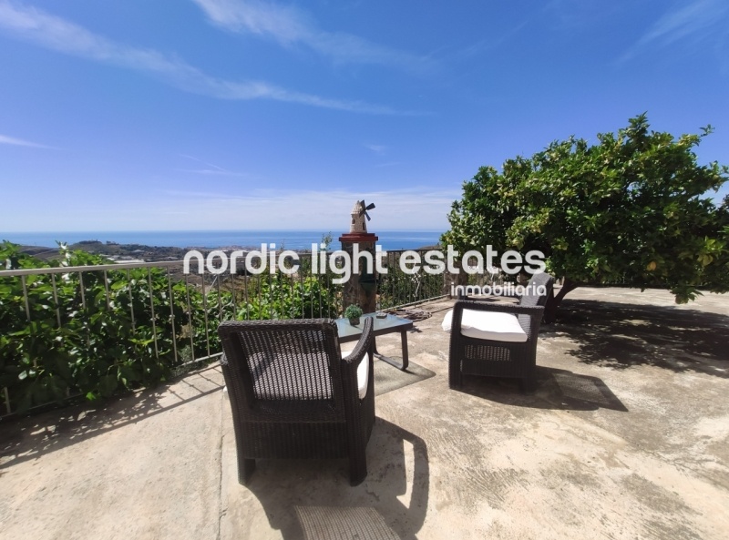 Similar properties Extraordinary country villa for long term rental (the whole year)