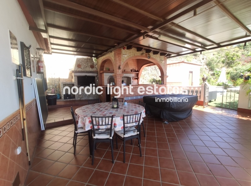 Similar properties Extraordinary country villa for long term rental (the whole year)