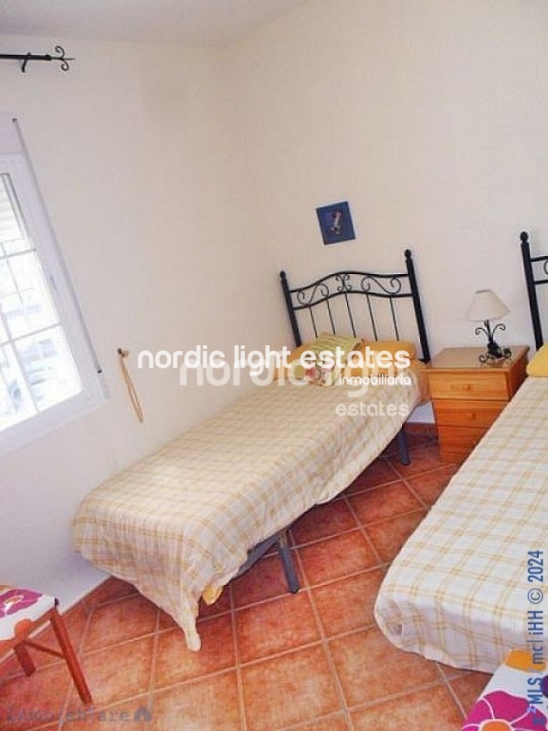 Villa de campo de 3 dormitorios y piscina en Arenas