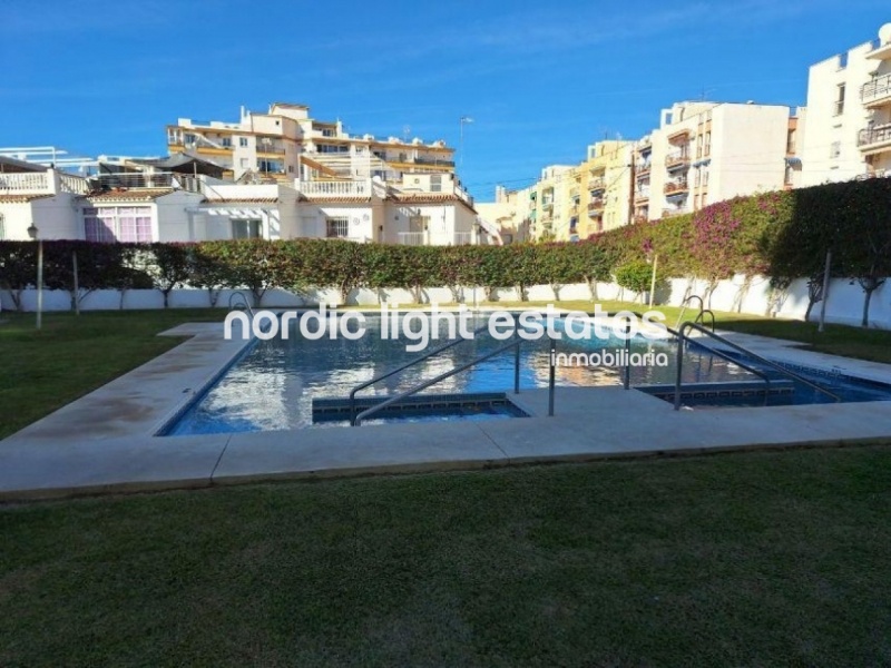Apartamento frente al mar Torrecilla Playa, Nerja