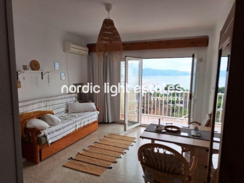 Apartamento frente al mar Torrecilla Playa, Nerja