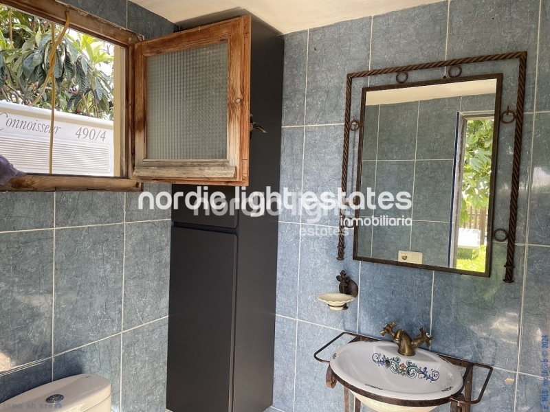 Casa de campo con piscina a tan solo 10 minutos de Nerja