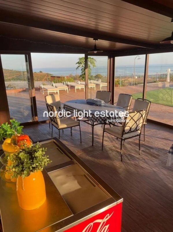 Imponente villa de campo en Almayate Alto en un terreno de 8.800 m2