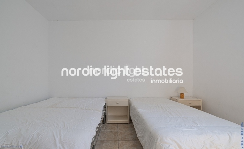 Propiedades similares Magnifica villa muy cerca del mar, 5 dormitorios, 4 baños La Herradura