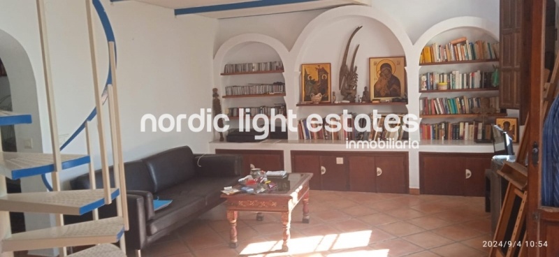 Dos casas independientes en la misma parcela in Nerja