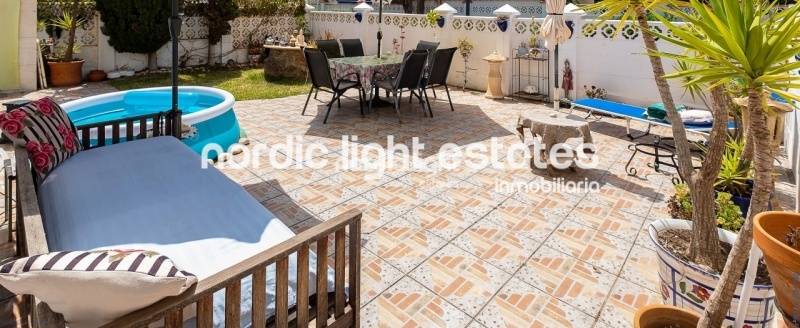 Casa pareada a solo 50 metros de la playa en Torrox Costa