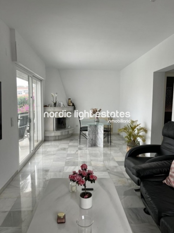 Moderna villa independiente en Caleta de Vélez