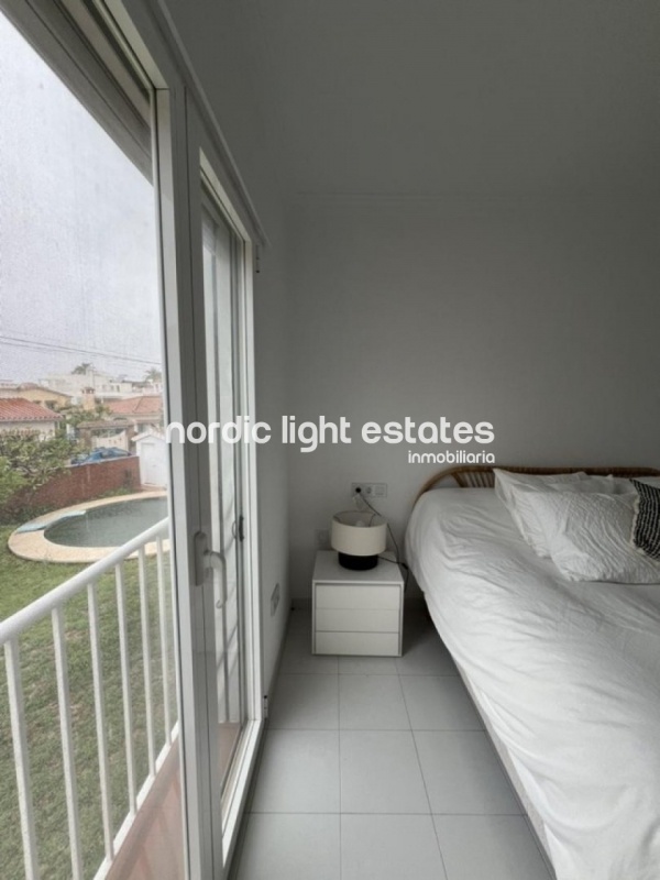 Moderna villa independiente en Caleta de Vélez