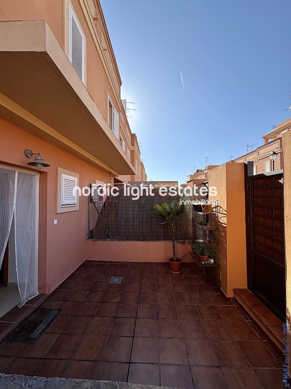 Amazing semi-detached house with lots of outside space in Benajarafe 