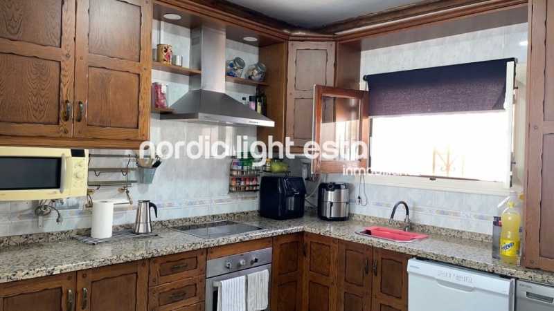 Fantastica casa en Punta Lara, Nerja con estudio