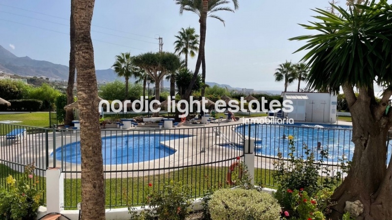 Fantastica casa en Punta Lara, Nerja con estudio