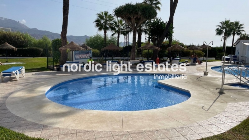 Fantastica casa en Punta Lara, Nerja con estudio
