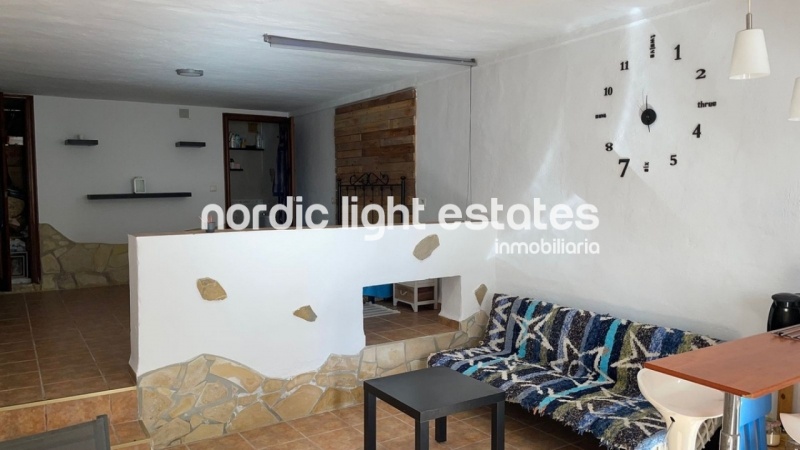 Fantastica casa en Punta Lara, Nerja con estudio