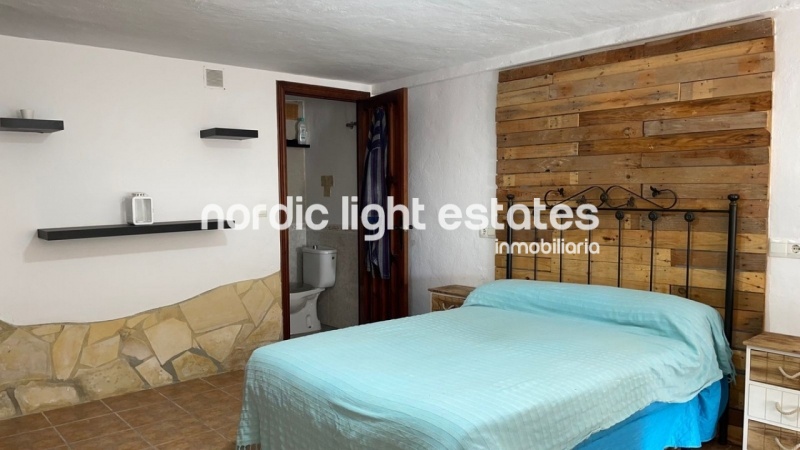 Fantastica casa en Punta Lara, Nerja con estudio