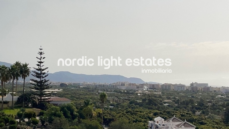 Fantastica casa en Punta Lara, Nerja con estudio