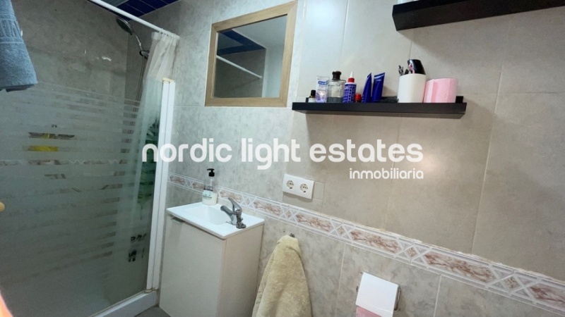 Fantastica casa en Punta Lara, Nerja con estudio