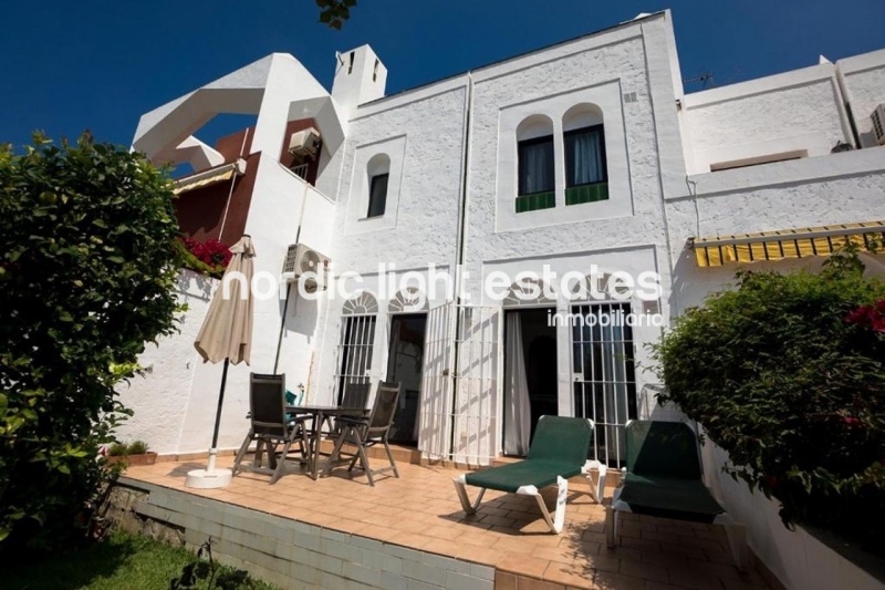 Maravillosa casa en la urb. Alhambra en Nerja 