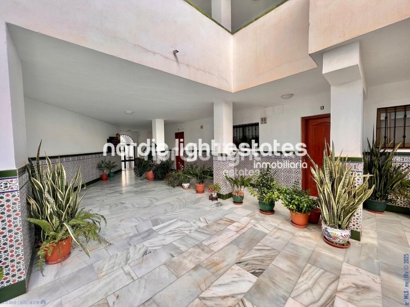 Lindo apartamento en el corazón de Torrox Pueblo, con plaza de parking