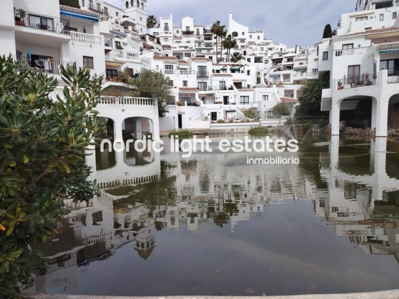 Apartamento con vistas panorámicas al mar en Nerja